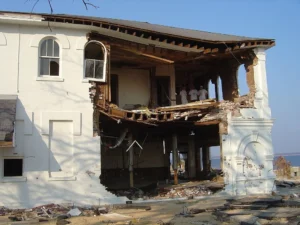 Cara Renovasi Rumah Pasca Banjir yang Aman Tanpa Over Budget! 5 renovasi rumah pasca banjir