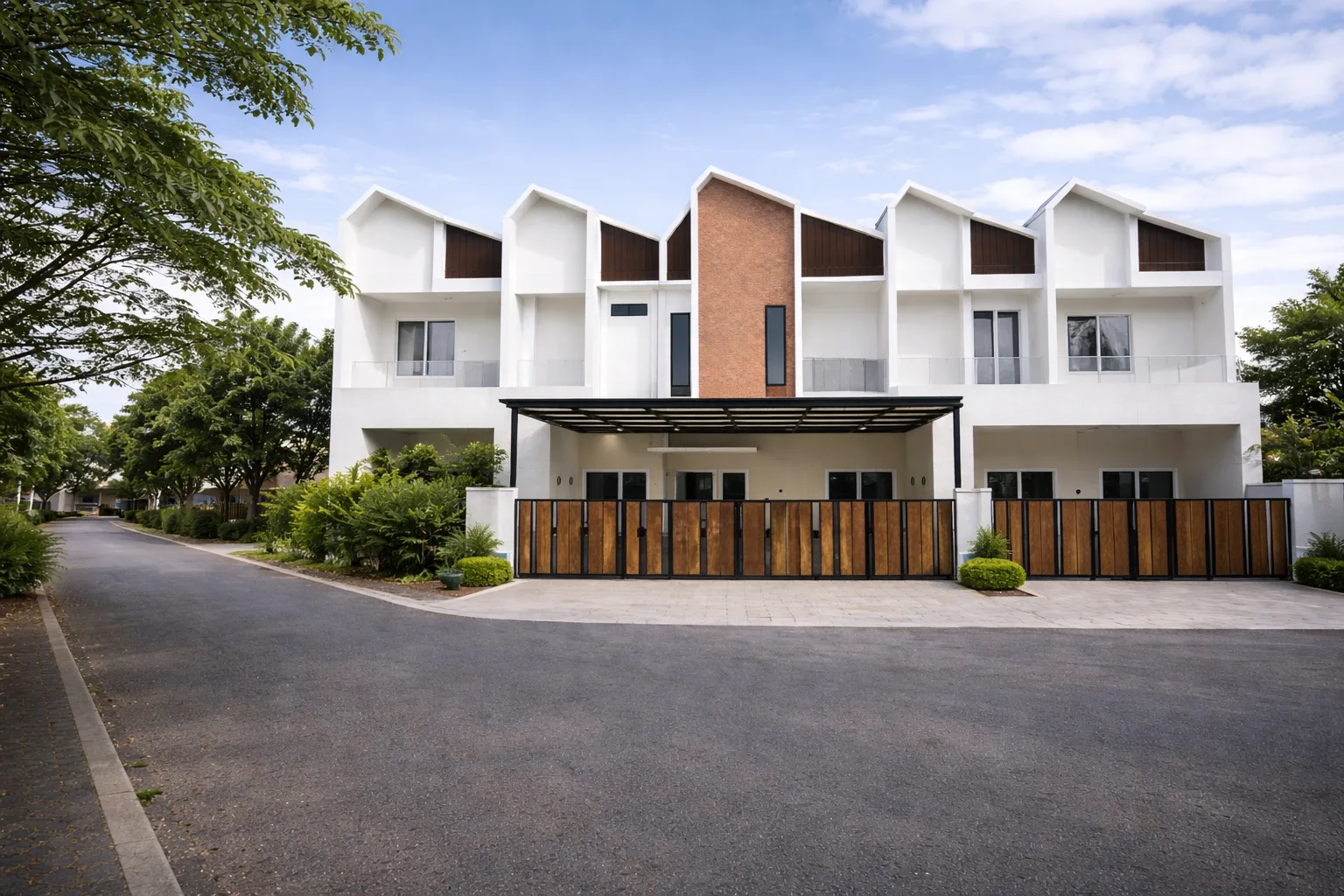 DM House